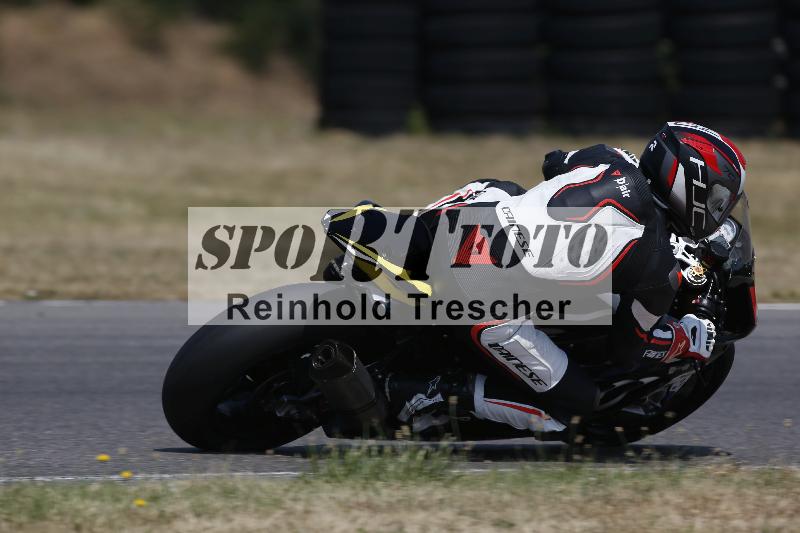 /Archiv-2023/32 08.06.2023 TZ Motorsport ADR/Gruppe rot/backside